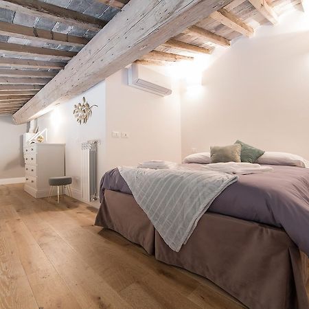 Santa Croce Apartment Флоренция Екстериор снимка